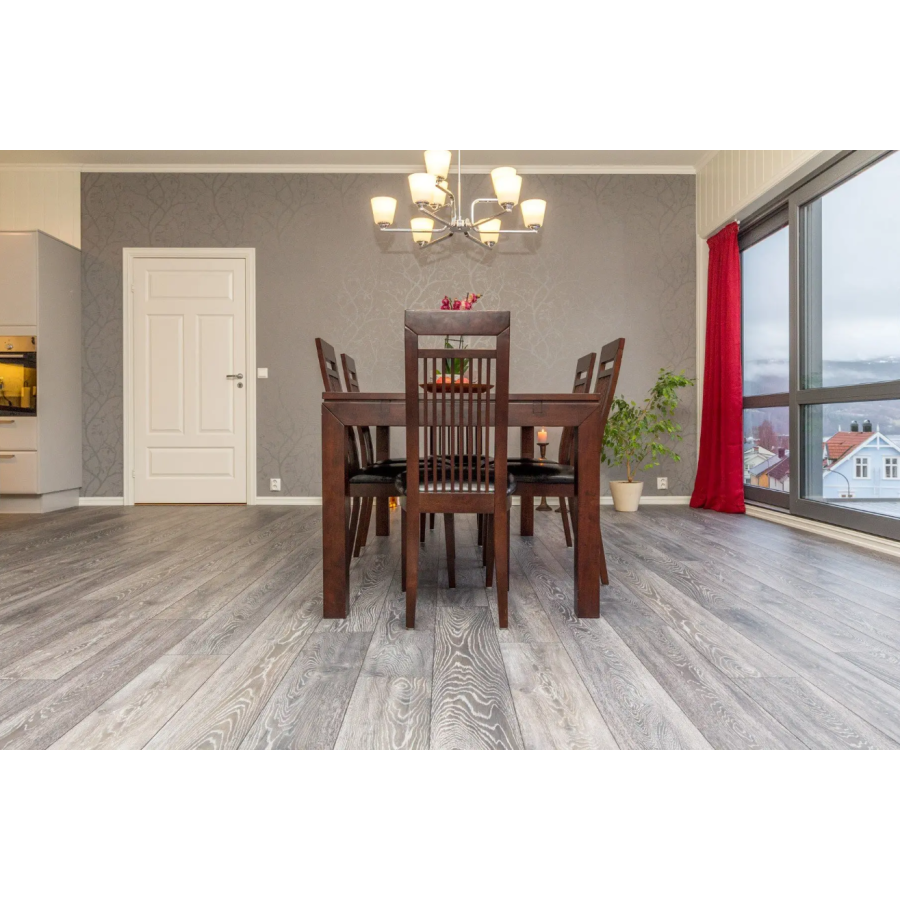 Підлога ламінована Super Natural Classic 5541 Дуб Бедрок 34-934 32кл. 8мм. (1285*192*9шт.2,22м2) - фото 5