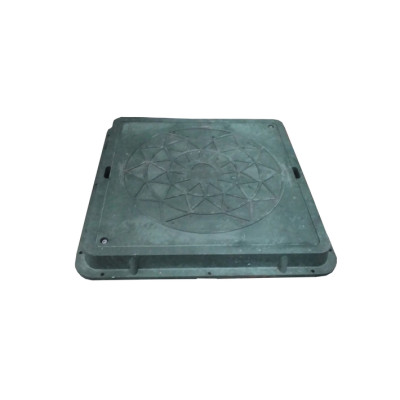 Люк п/п Прямоугольный зеленый (легкий с замком) 710*710 садовый